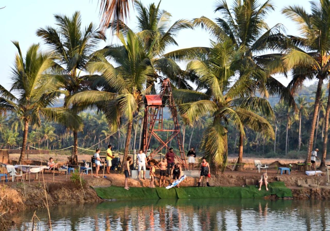 Wake Park Goa Hotel Арамбол Екстериор снимка